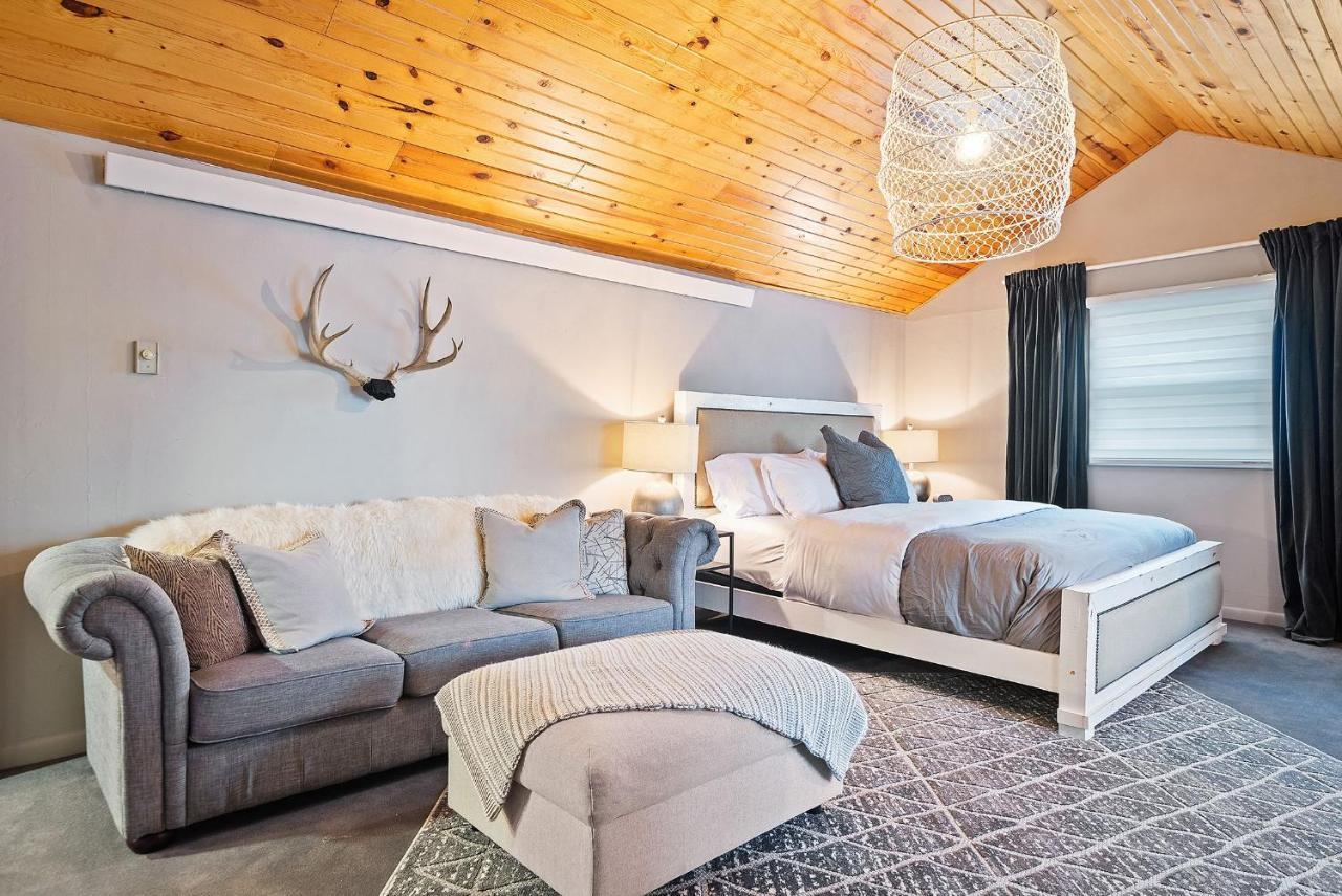 مدينة رابيد Black Forest Inn Bed & Breakfast المظهر الخارجي الصورة